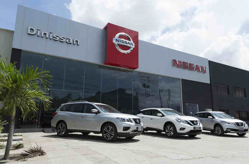 Nissan Apertura Nueva Vitrina en Neiva 1 Vitrina nissan neiva