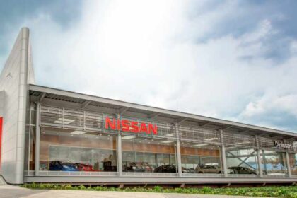 Vitrina nissan