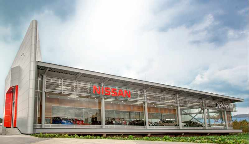 Vitrina nissan
