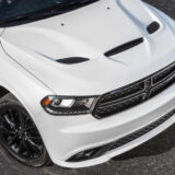 Dodge Durango recibe nuevas franjas, y un interior en fibra de carbono mas piezas Mopar 1 2018 Dodge Durango GT