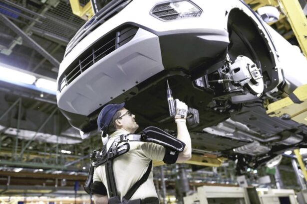 FORD 2017 Exoskeletton 003