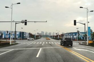 FORD COMENZÓ A PROBAR EN CHINA LA TECNOLOGÍA QUE PERMITIRÁ LA COMUNICACI...