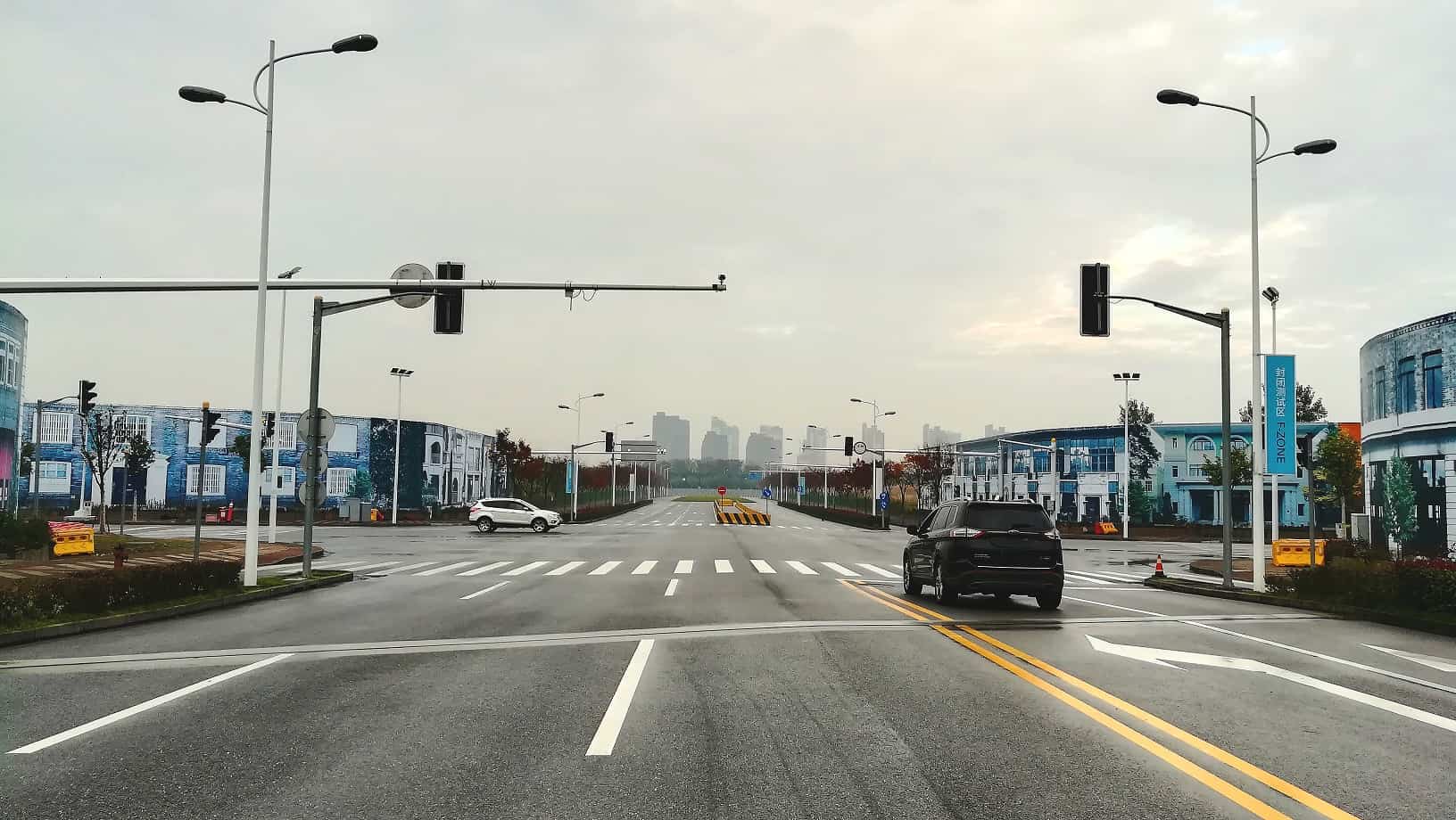 FORD COMENZÓ A PROBAR EN CHINA LA TECNOLOGÍA QUE PERMITIRÁ LA COMUNICACI...