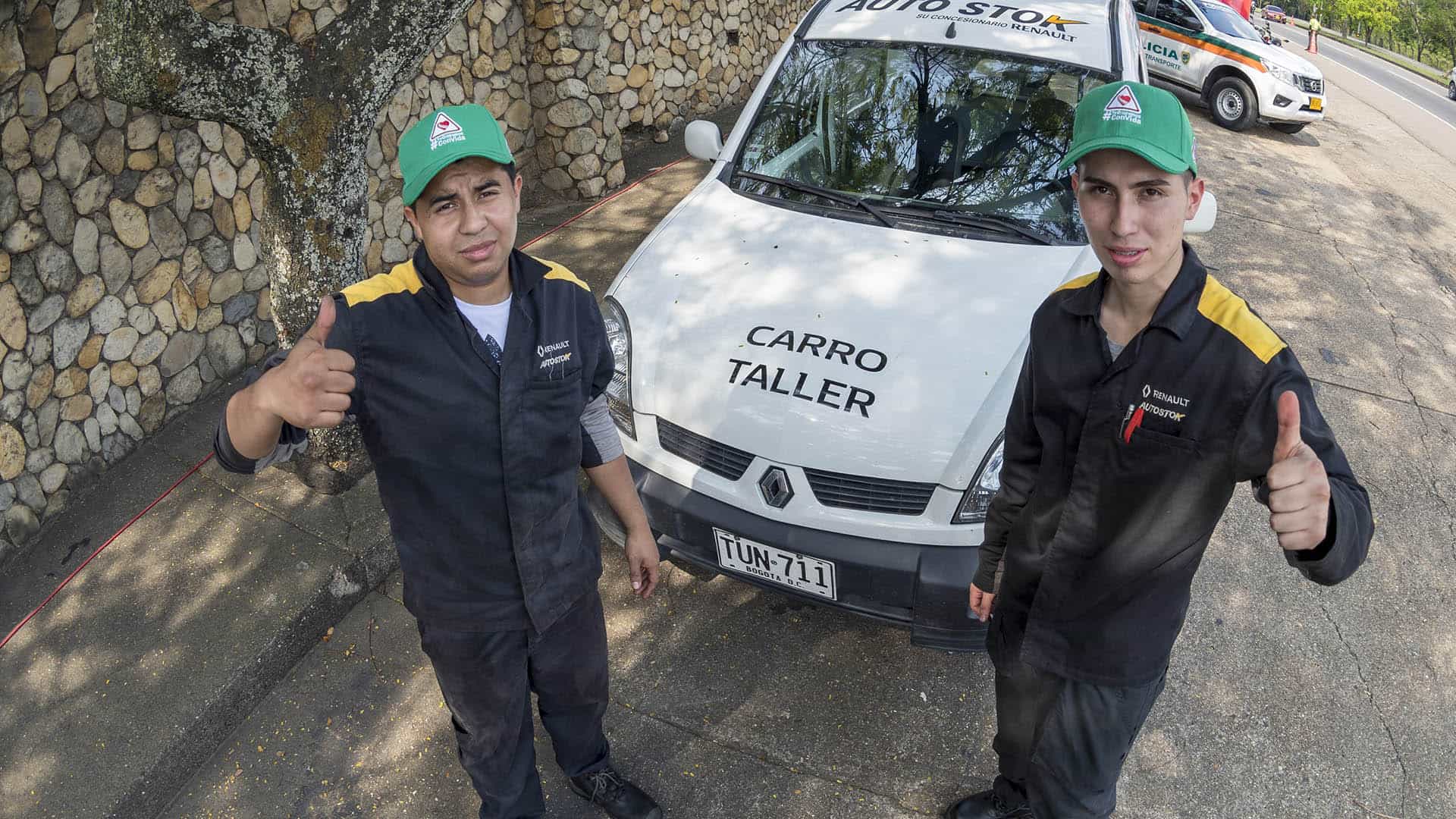 RENAULT capacita a conductores en Seguridad Vial