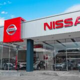 Nissan apertura nueva vitrina en Bogotá con el Nissan Retail Concept 6 2. Fachada Vitrina