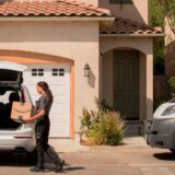 Volvo Cars entrega en el vehículo a través de Amazon Key 2 227706 Volvo Cars adds in car delivery by Amazon Key to its expanding range of
