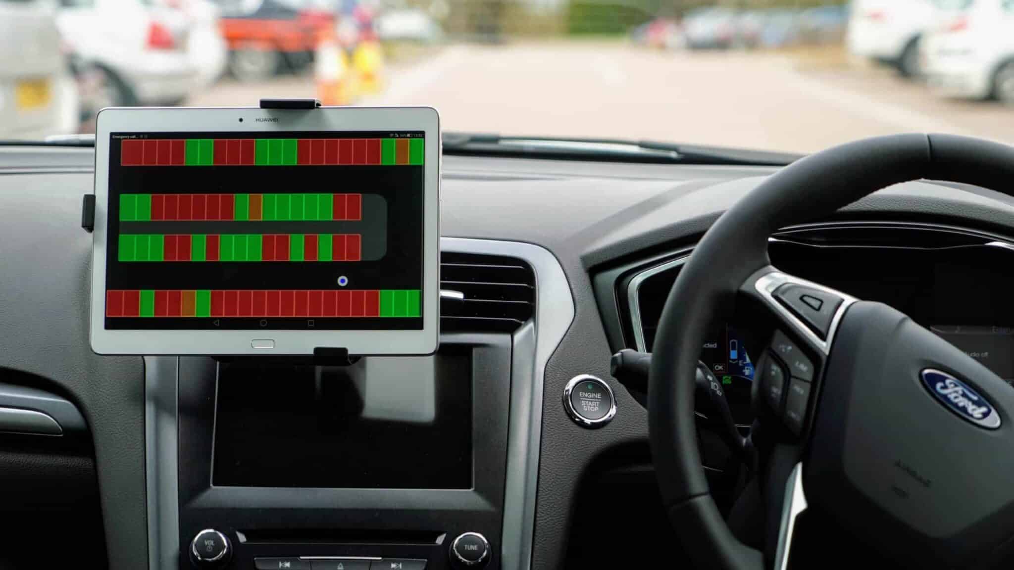 Ford Prueba nueva tecnología de estacionamiento colaborativo. 1 Ford