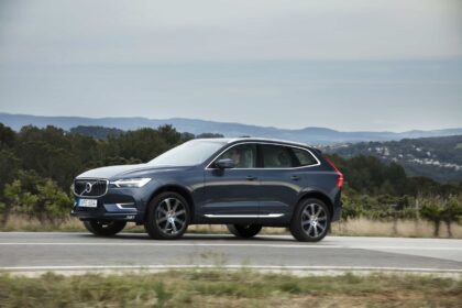 208160 The new Volvo XC60 T6