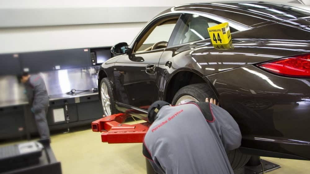 Metodología Porsche revoluciona el servicio al cliente en Colombia 1 PLA16 0077 1