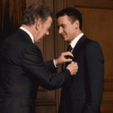Fonseca , el embajador de Peugeot recibió la maxima distinción del gobierno colombiano 2 fonseca premio