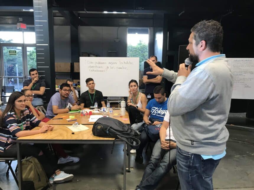 RENAULT SOFASA EN DISEnA TU PAIS 2