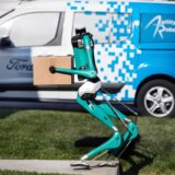 DIGIT: UN PEQUEÑO ROBOT DE FORD QUE PODRÍA CAMBIAR LA MANERA EN QUE LOS VEHÍCULOS AUTÓNOMOS HACEN LAS ENTREGAS 3 2019 0510 ford agility 0579 C1