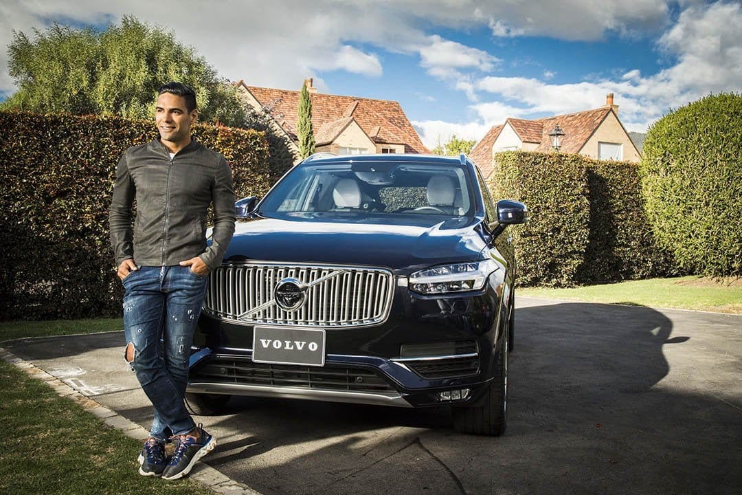 CONOZCA TODOS LOS DETALLES DE LA CAMIONETA DE RADAMEL FALCAO 1 FALCAO VOLVO