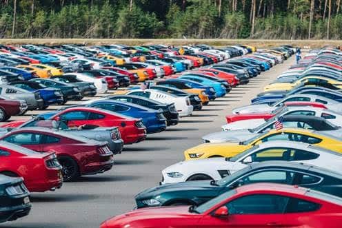FORD VUELVE A ROMPER SU RECORD MUNDIAL HACIENDO DESFILAR MÁS DE 1.000 MUSTANG 1 ford mustang