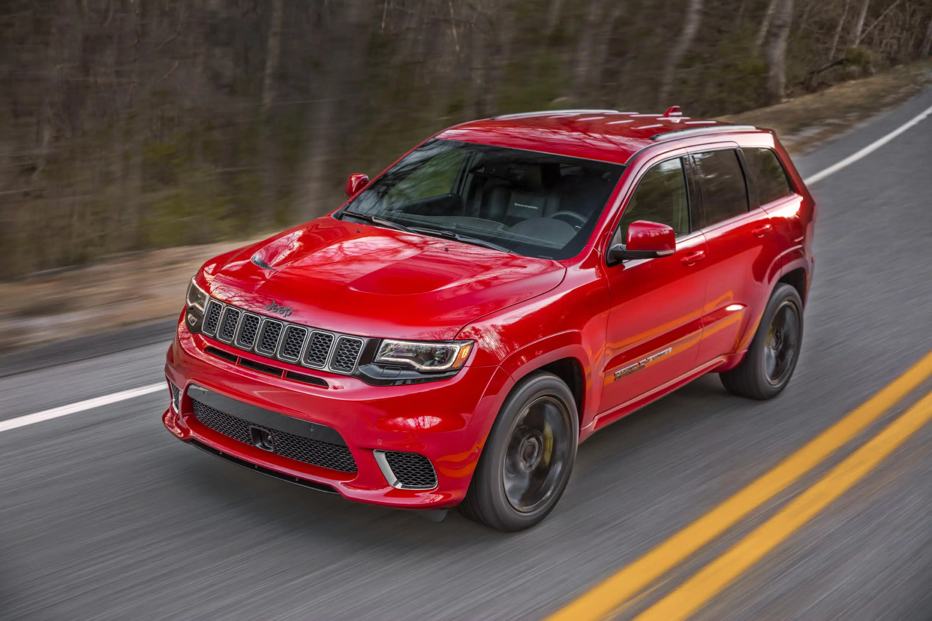 JEEP GRAND CHEROKEE TRACK HAWK, 707 CABALLOS DE IMPRESIONANTE POTENCIA EN UNA SUV 1 Grand Cherokee Track Hawk