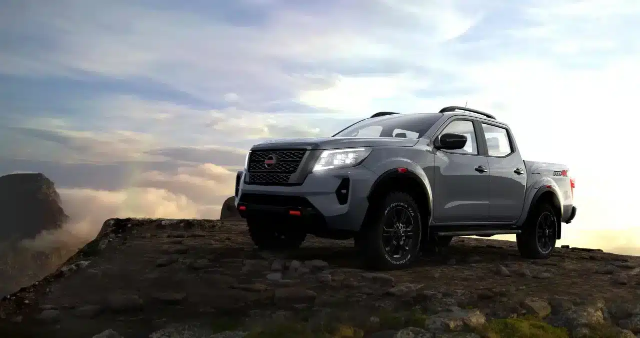 NISSAN SE TOMA EL CENTRO COMERCIAL CACIQUE EN BUCARAMANGA 1 1 1
