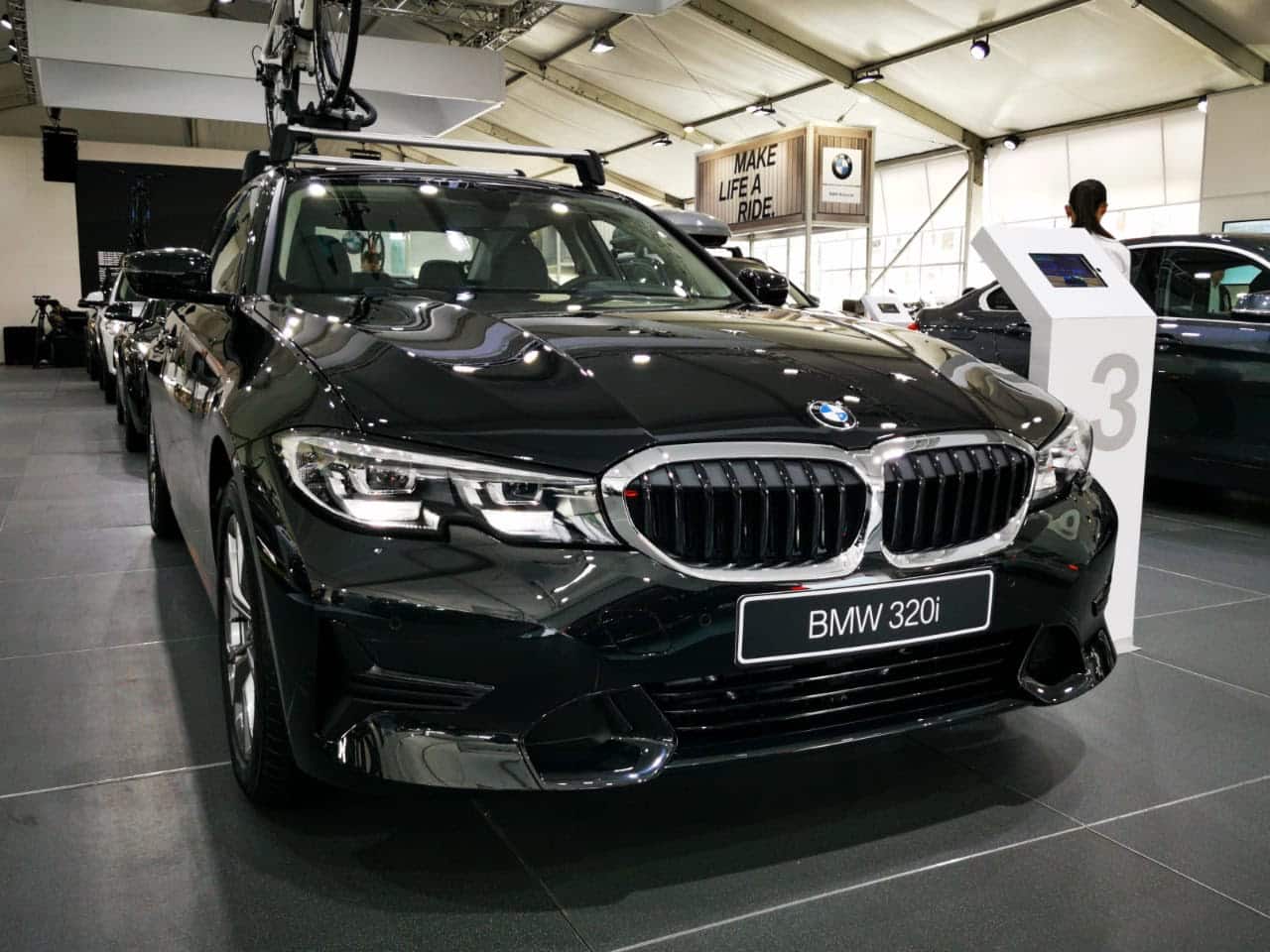 LLEGA EL BMW 320I, EL ICÓNICO SEDÁN DEPORTIVO 1 bmw 330i