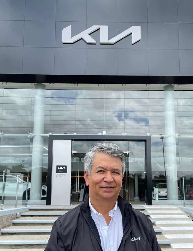 CON NUEVA IMAGEN DE MARCA REGRESA IVÁN PEÑA A LA GERENCIA DE KIA COLOMBIA 1 WhatsApp Image 2021 10 13 at 3.09.44 PM