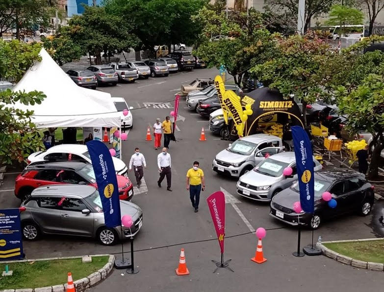 AUTOS ÉXITO SE CONSOLIDA EN COLOMBIA 1 autos