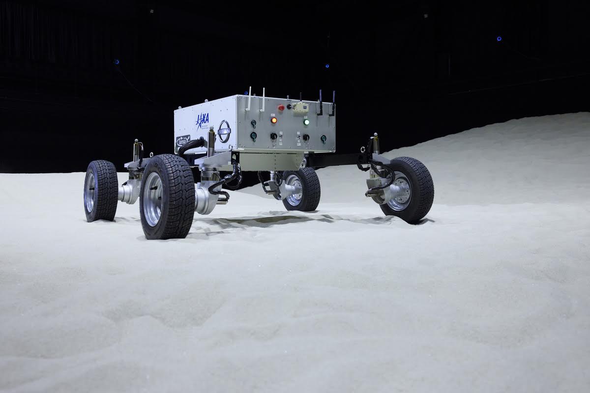 NISSAN PRESENTA UN PROTOTIPO DE VEHÍCULO LUNAR DESARROLLADO CONJUNTAMENTE CON LA AGENCIA DE EXPLORACIÓN AEROESPACIAL DE JAPÓN 1 1 1