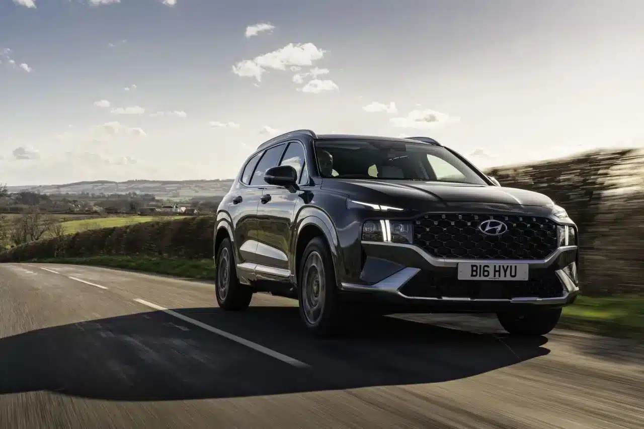 HYUNDAI GANA TRES PREMIOS AUTOCAR 2022 1 1