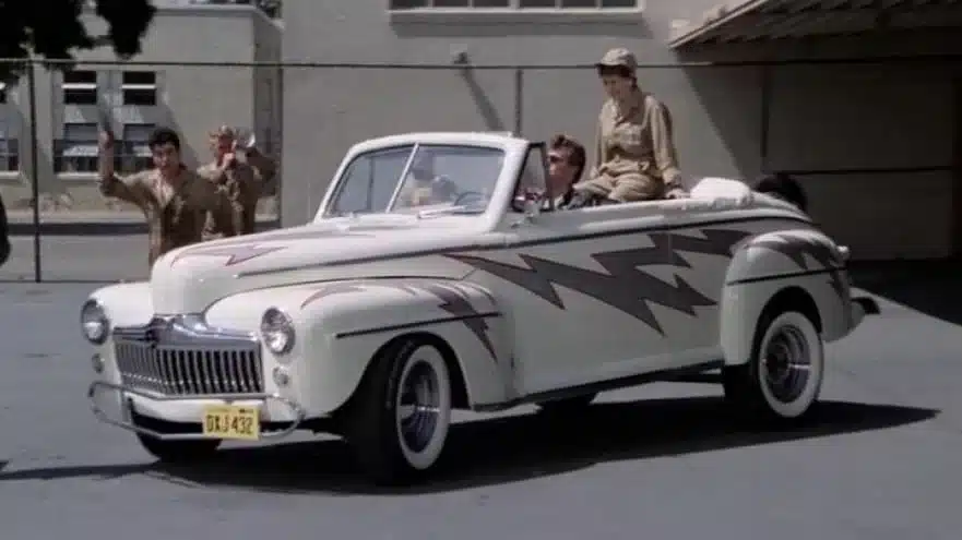 Greased Lightning, el Ford de Luxe de 1978: sistemático, hidromático, ultramático 1 Ford de Luxe de 1978