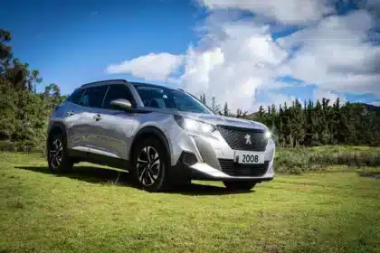 peugeot 2008 2022 2048x1365.jpg