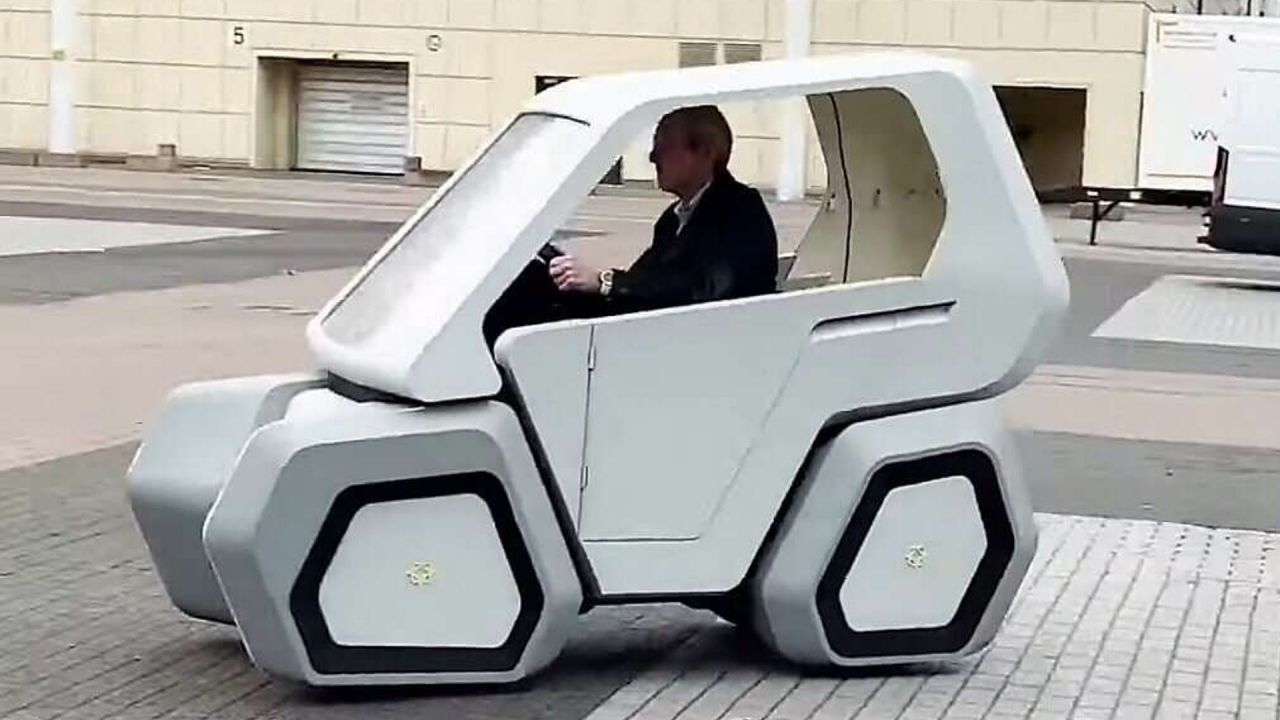 Uila - bicicleta o auto?
