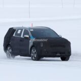 Kia Sorento 2024 Aun con camuflaje deja ver diseño inspirado en EV9 5 Kia Sorento 2024