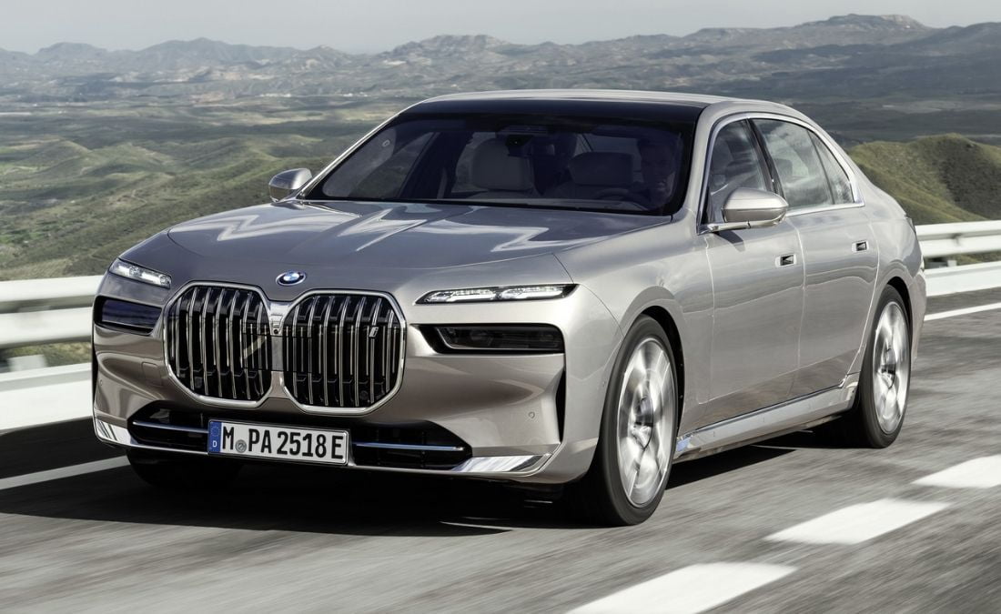 BMW i7