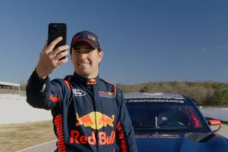 Checo Pérez: Manejo auto Red Bull F1 a través de un casino en Las Vegas +Video 5 checo perez Ford Formula 1