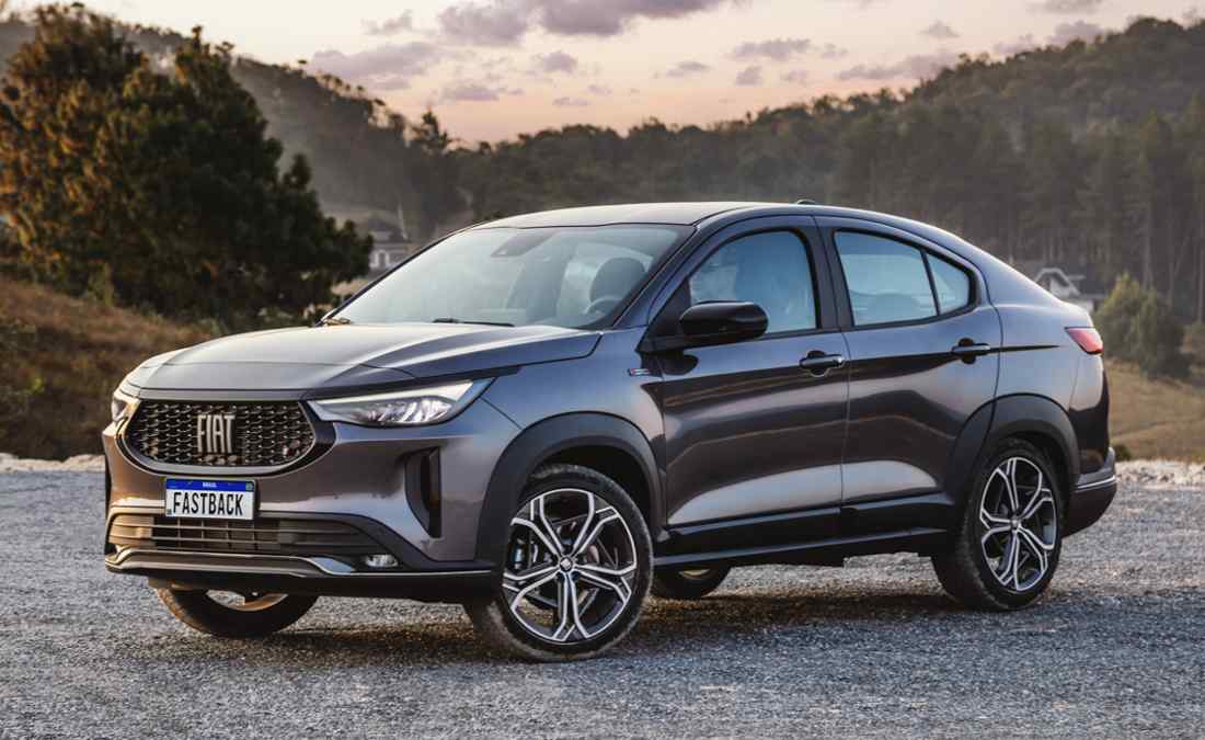 Fiat Fastback lateral delantero