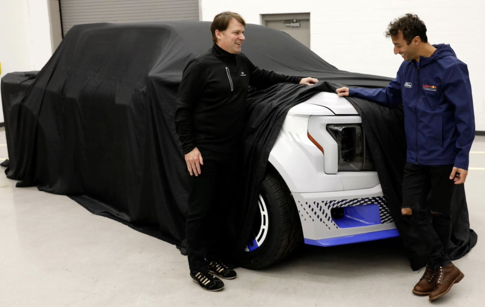 Ford esta preparando una F-150 Lightning orientado al rendimiento. ¿Un Lightning Raptor? 1 Ford Lightning Raptor