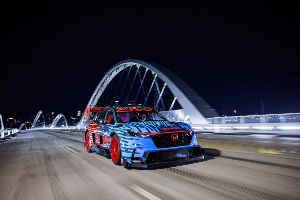 honda cr v hybrid racer 07 Autos Rodando Honda CR V Hybrid Racer frente