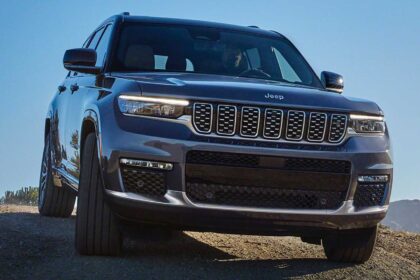 Jeep Grand Cherokee L frente