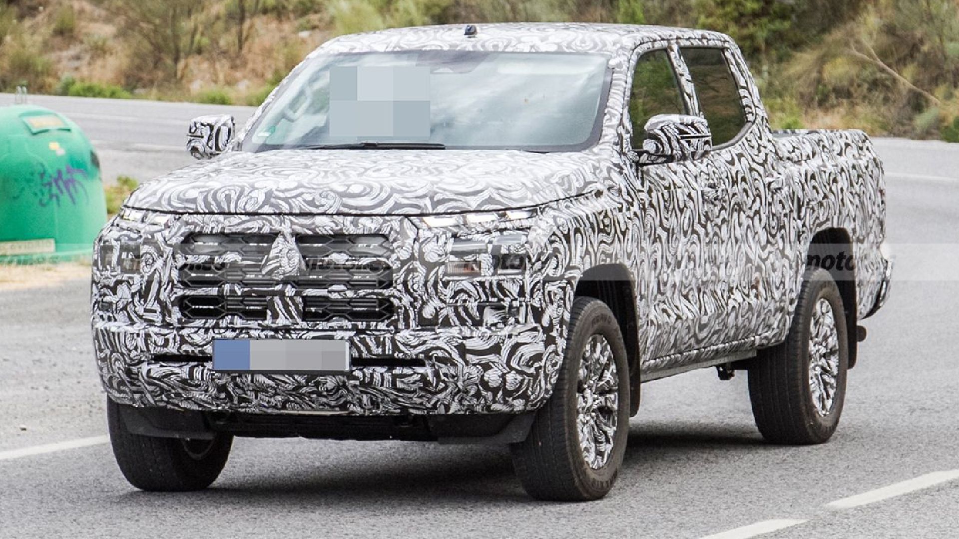 ᐅ Nueva Mitsubishi L200 2024 Híbrida enchufable muy superior