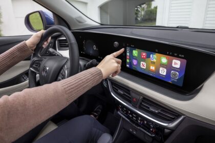 GM pantalla autolimpiante
