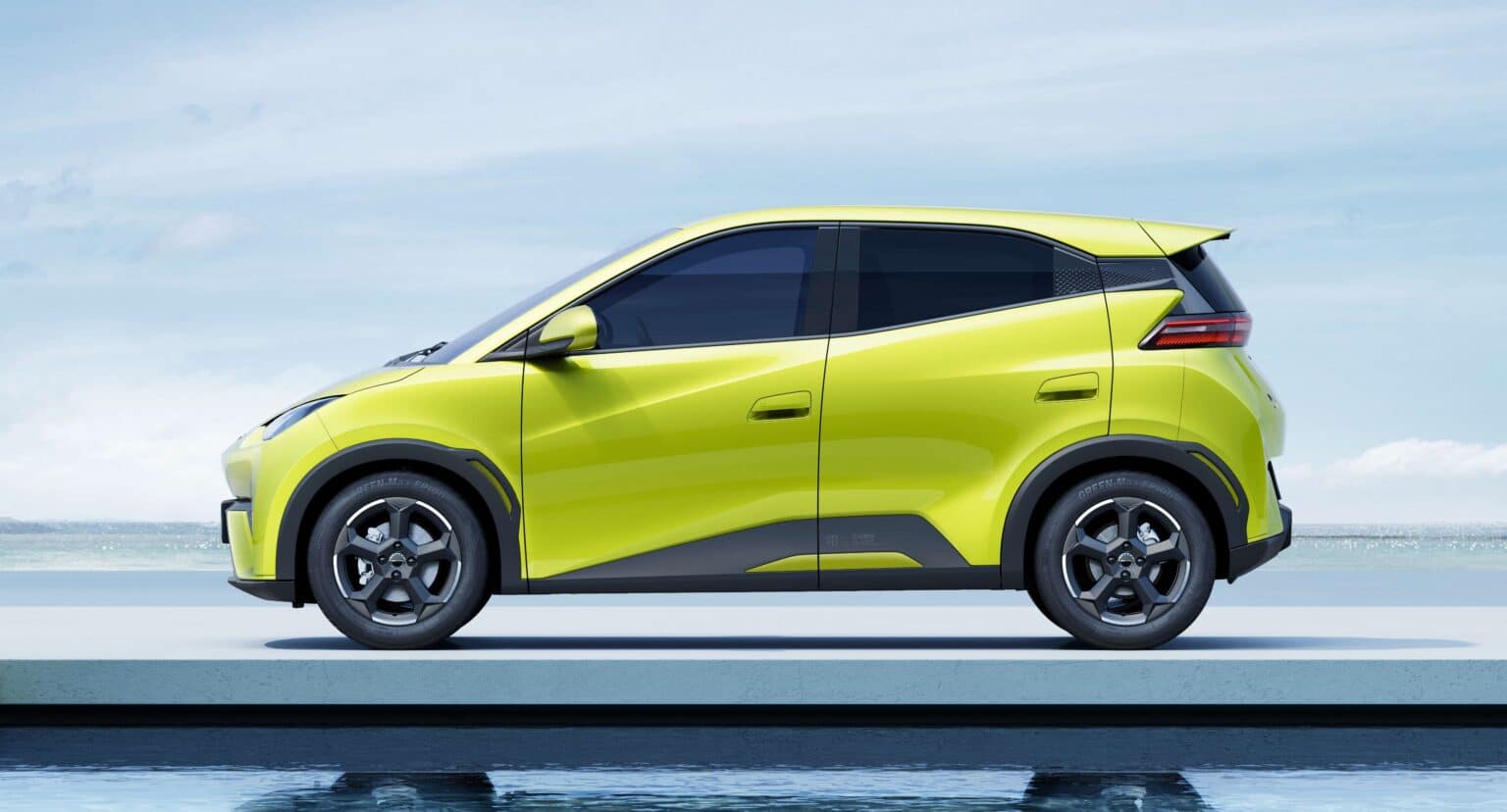 BYD Seagull, El vehículo eléctrico que cambiará el juego para siempre 1 BYD Seagull EV lateral