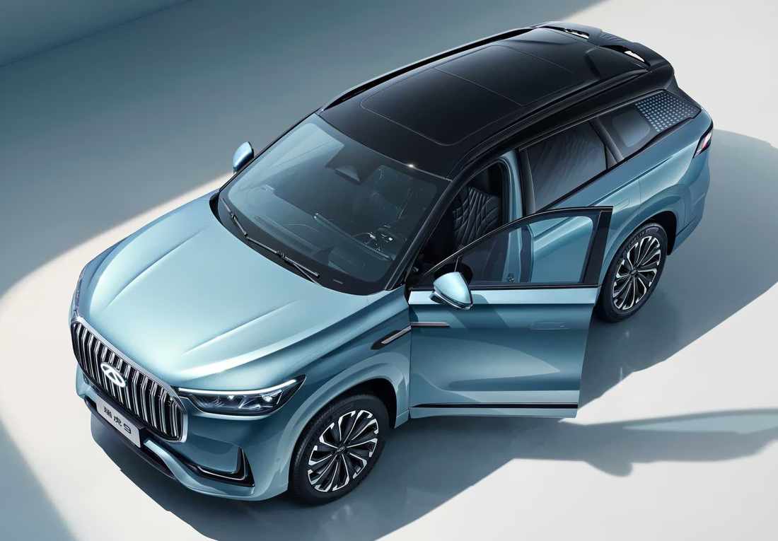 Chery: Prepara su arribo a Colombia en 2024: Un Avance Visionario Hacia el Futuro 1 Chery Tiggo 9 lateral