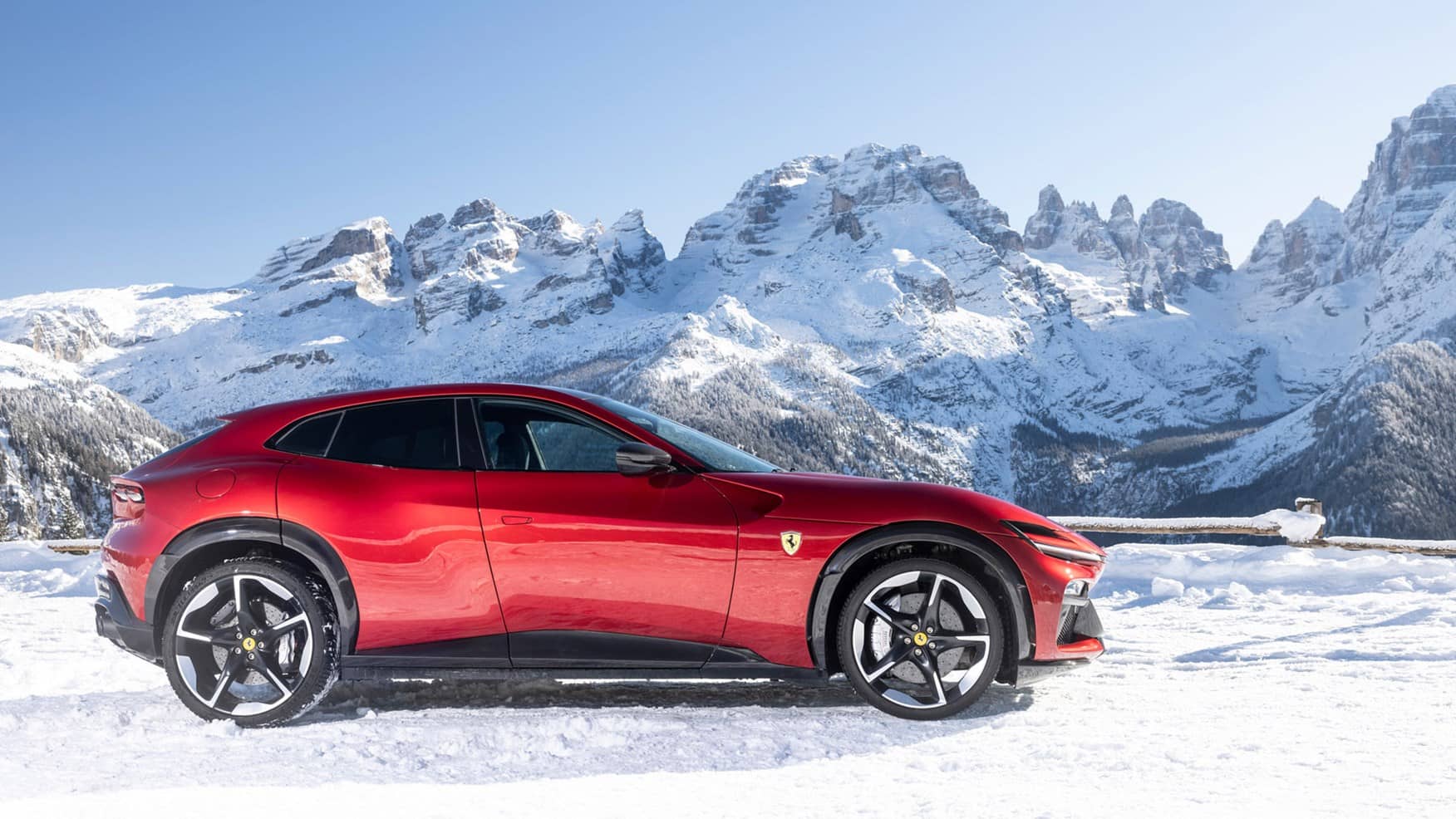 Ferrari Purosangue, El primer SUV y 4 puertas de la marca, YA es Oficial detalles aquí 1 Ferrari Purosangue lateral