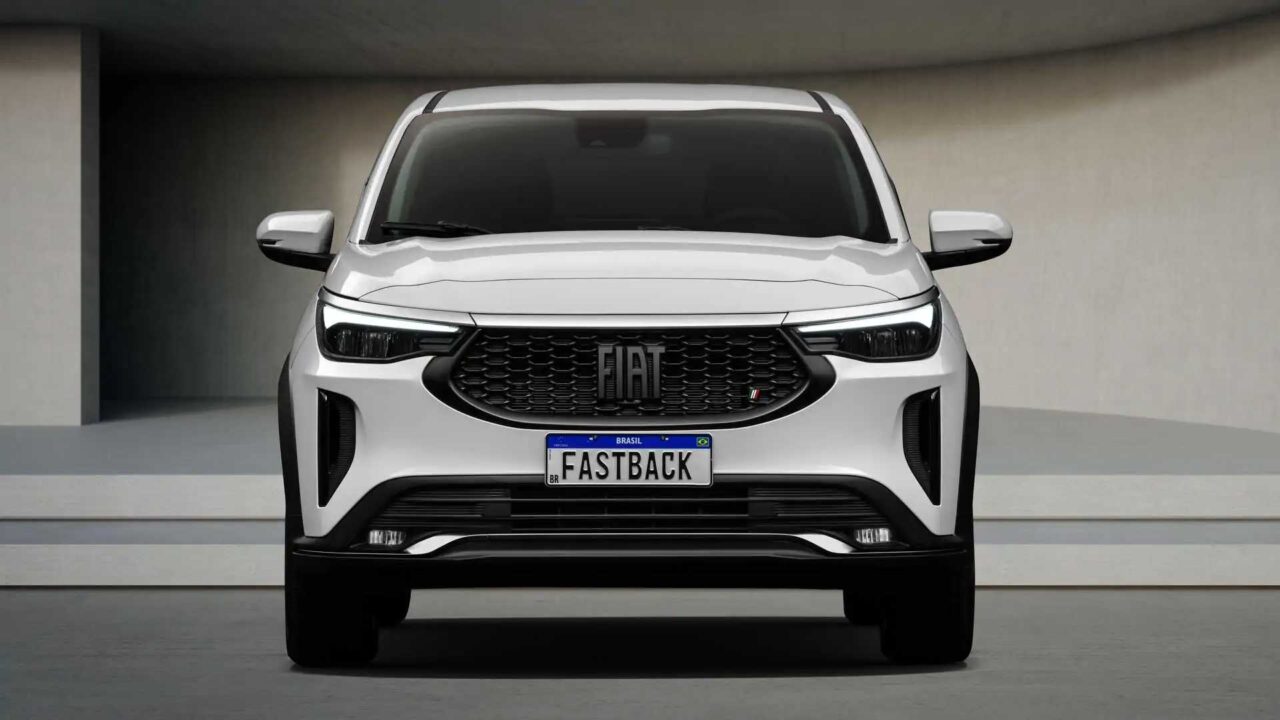 Fiat Fastback frente