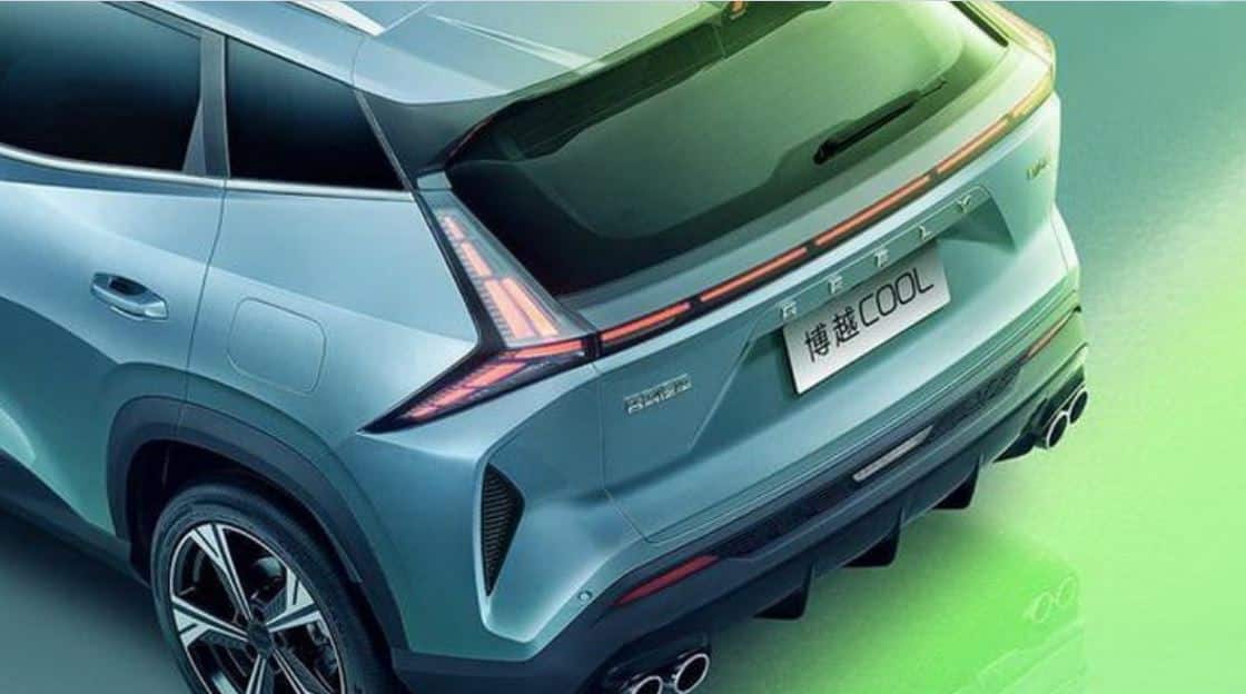 geely boyue cool 7 9 Autos Rodando Geely Boyue Cool atras