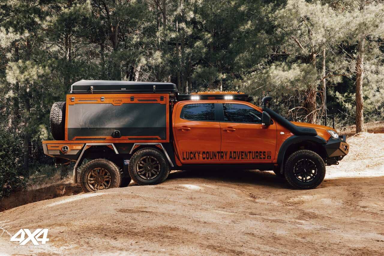 isuzu_d max_x terrain_custom_6x4_03 – Autos Rodando Isuzu D-MAX X-Terrain 6X4 lateral