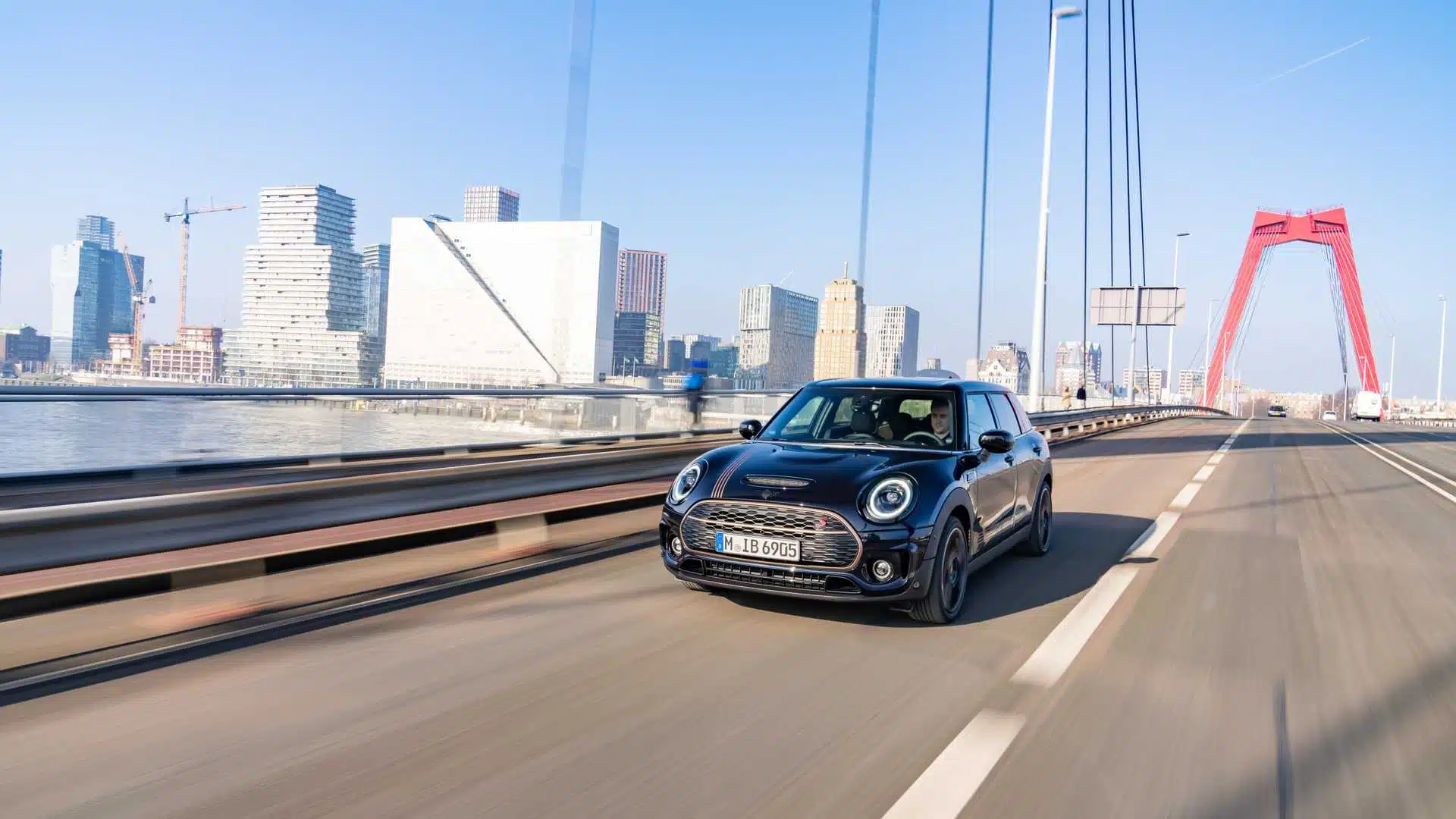 mini clubman final edition 01 Autos Rodando Mini Clubman Final Edition frente