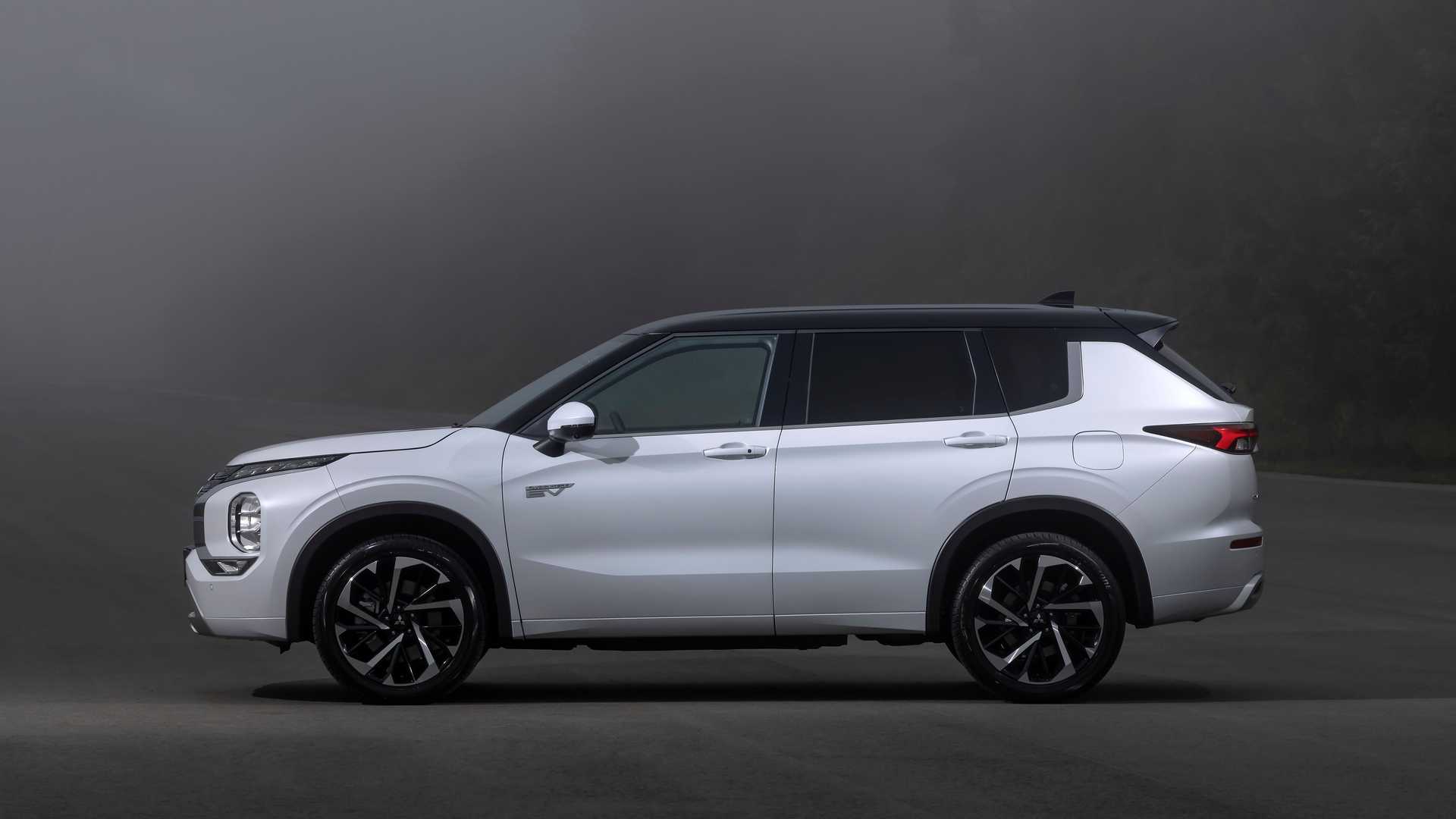 mitsubishi outlander 2023 03 – Autos Rodando Mitsubishi Outlander 2023