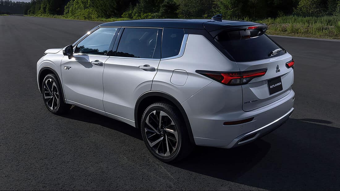 mitsubishi outlander 2023 04 – Autos Rodando Mitsubishi Outlander 2023 atras