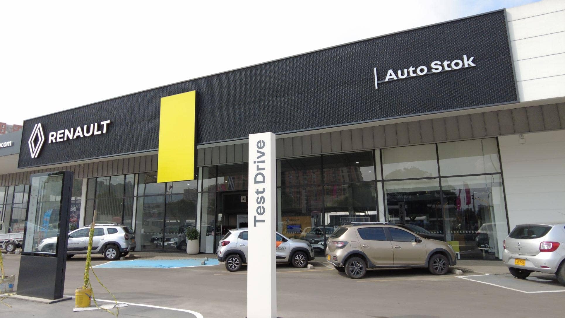 renault auto stok Autos Rodando Renault Auto Stok