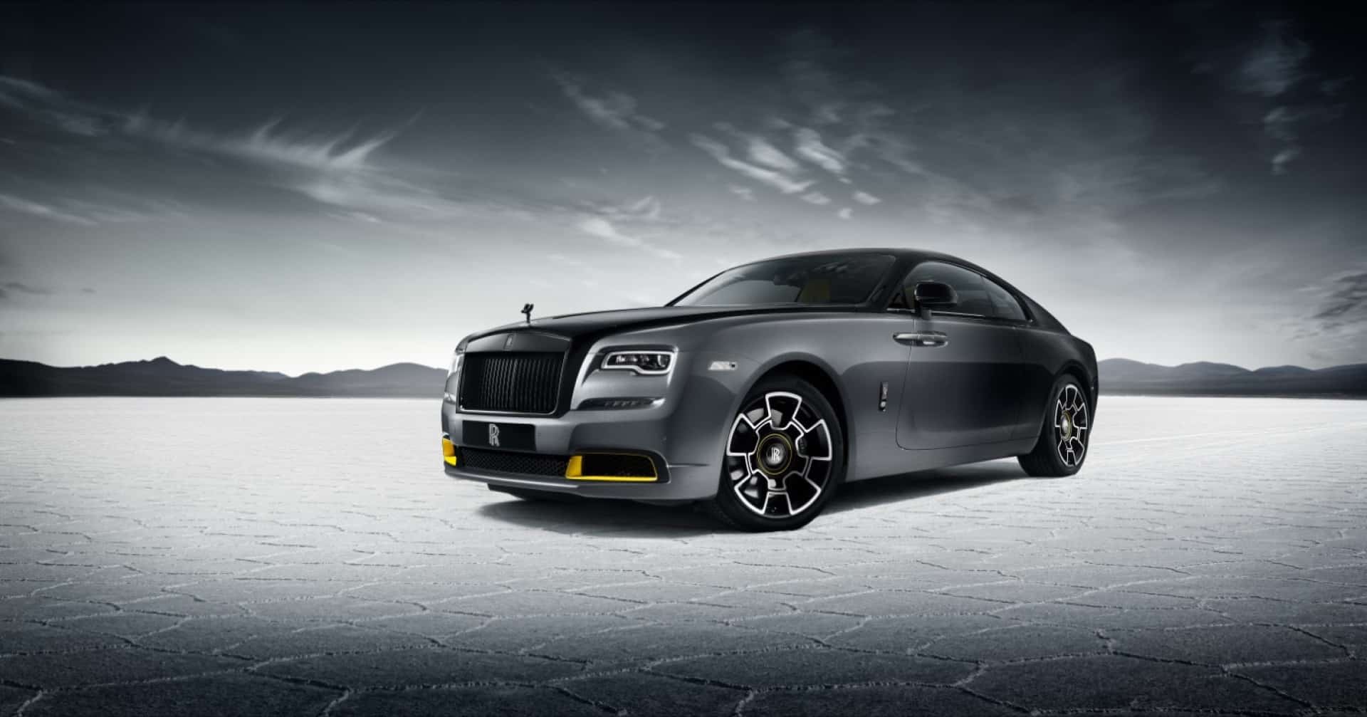 rolls royce black black arrow 04 Autos Rodando Rolls Royce Black Black Arrow diagonal