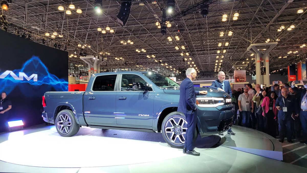 RAM 1500 REV 2025: Potencia y autonomía sorprendentes 1 RAM REV 1500 2025