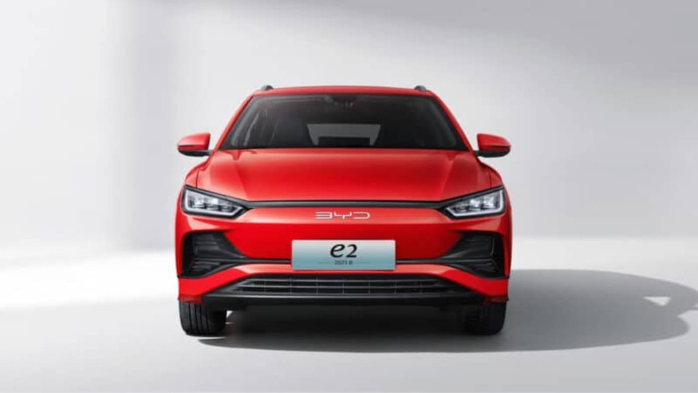 byd e2 ev 01 Autos Rodando BYD e front